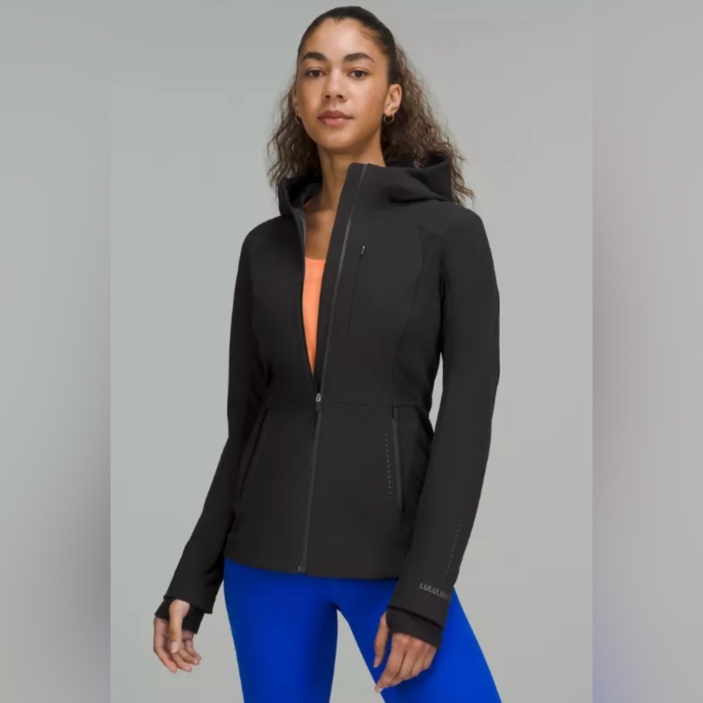 Lululemon Cross Chill Water Repellent Jacket Black Size 6